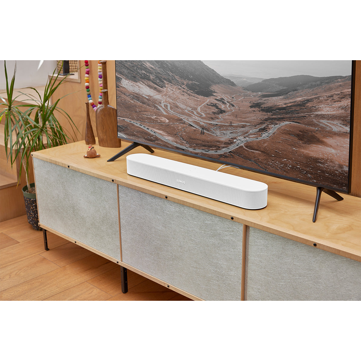 Sonos Entertainment Set with Beam (Gen 2, White) Soundbar and Sub Mini Wireless Subwoofer (White)